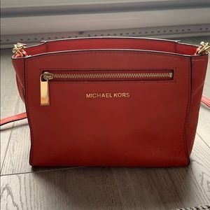 michael kors crossbody